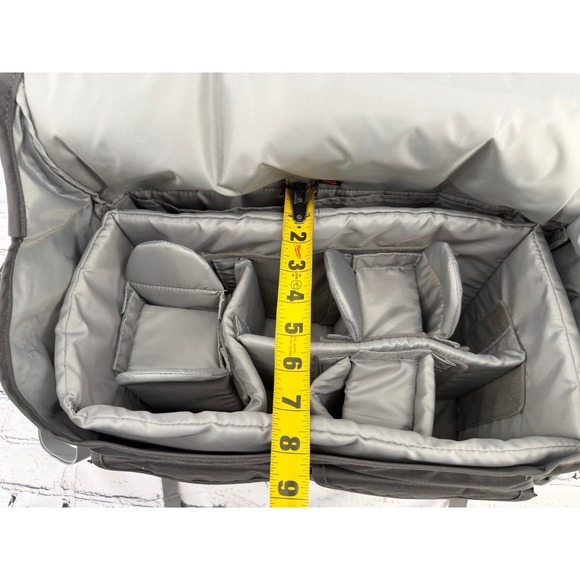 Lowepro Nova Sport 35L AW Camera Messenger Bag Gray Laptop Sleeve Padded Insert - Picture 8 of 9